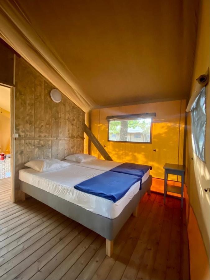 Camping La Kahute - Tente Lodge Au Coeur De La Foret Carcans Kültér fotó