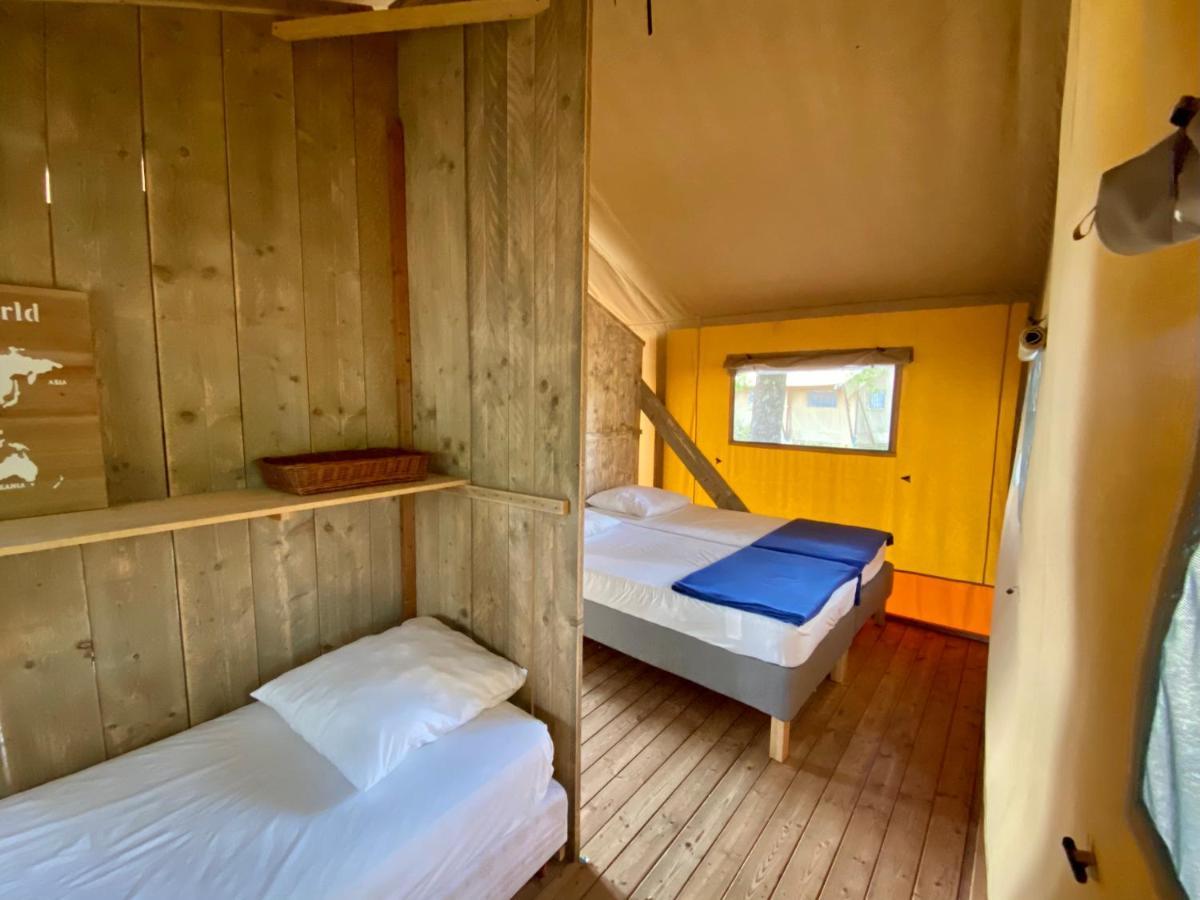 Camping La Kahute - Tente Lodge Au Coeur De La Foret Carcans Kültér fotó