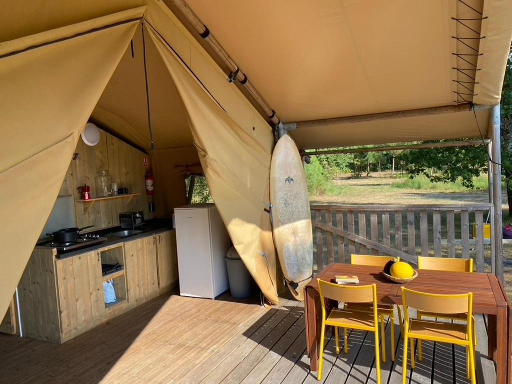 Camping La Kahute - Tente Lodge Au Coeur De La Foret Carcans Kültér fotó