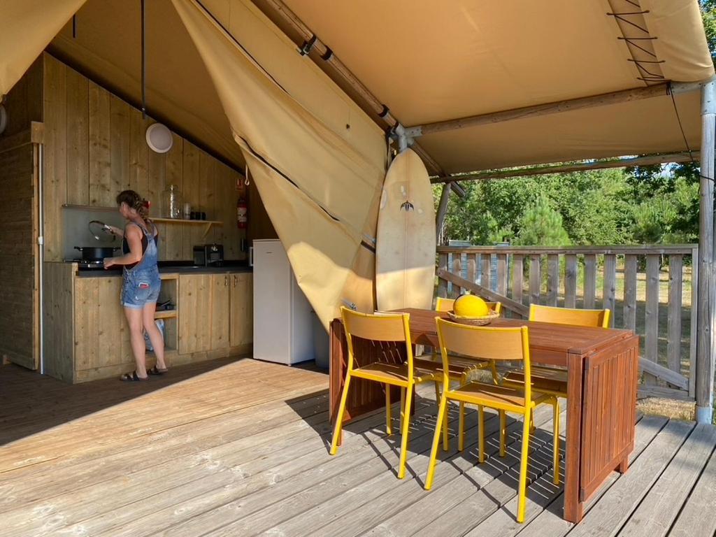 Camping La Kahute - Tente Lodge Au Coeur De La Foret Carcans Kültér fotó