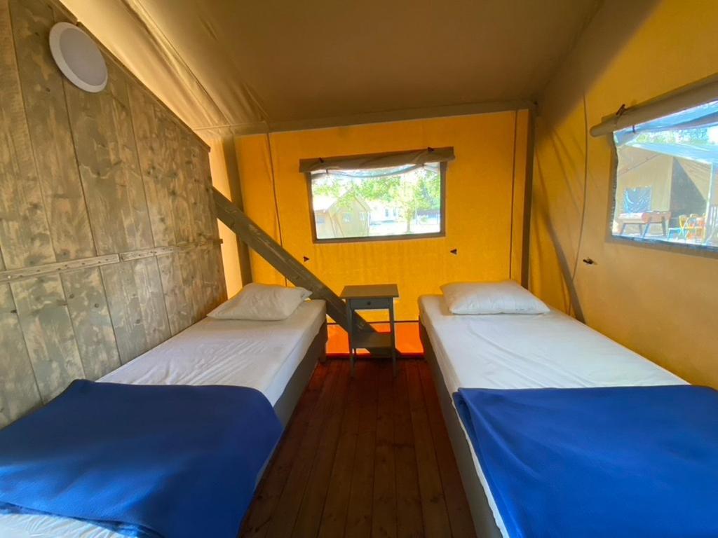 Camping La Kahute - Tente Lodge Au Coeur De La Foret Carcans Kültér fotó
