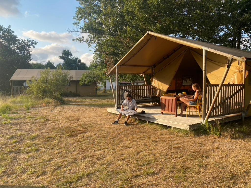 Camping La Kahute - Tente Lodge Au Coeur De La Foret Carcans Kültér fotó