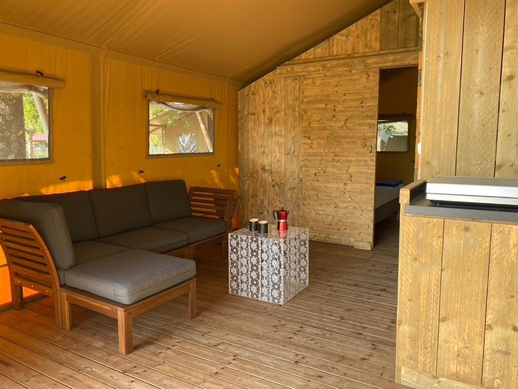 Camping La Kahute - Tente Lodge Au Coeur De La Foret Carcans Kültér fotó
