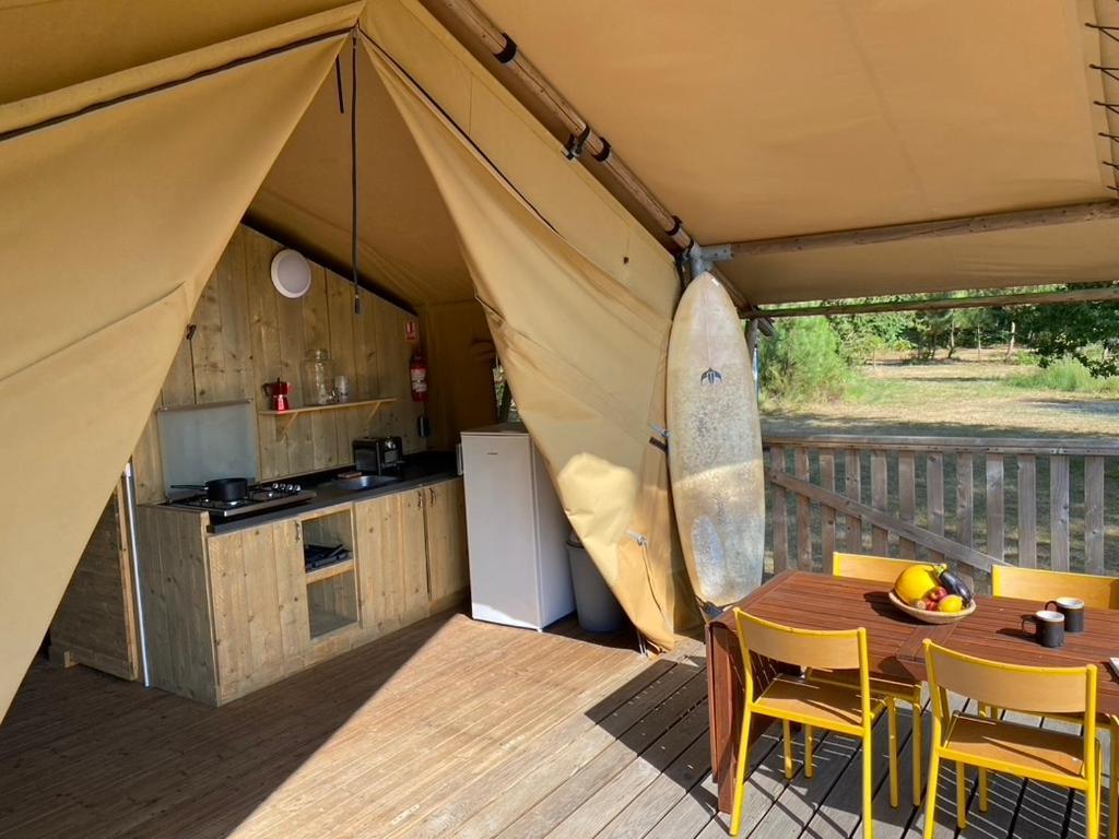 Camping La Kahute - Tente Lodge Au Coeur De La Foret Carcans Kültér fotó